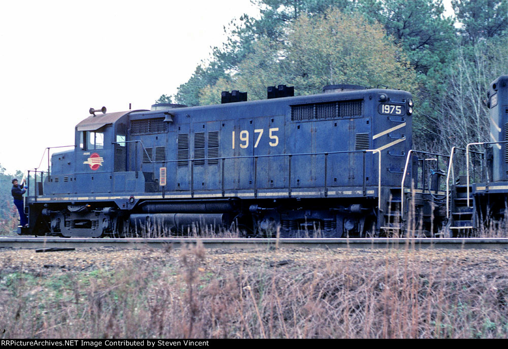 Missouri Pacific GP18 #1975